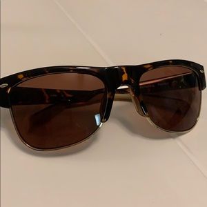 COSTA Pawleys 580p tortoise polarized sunglasses
